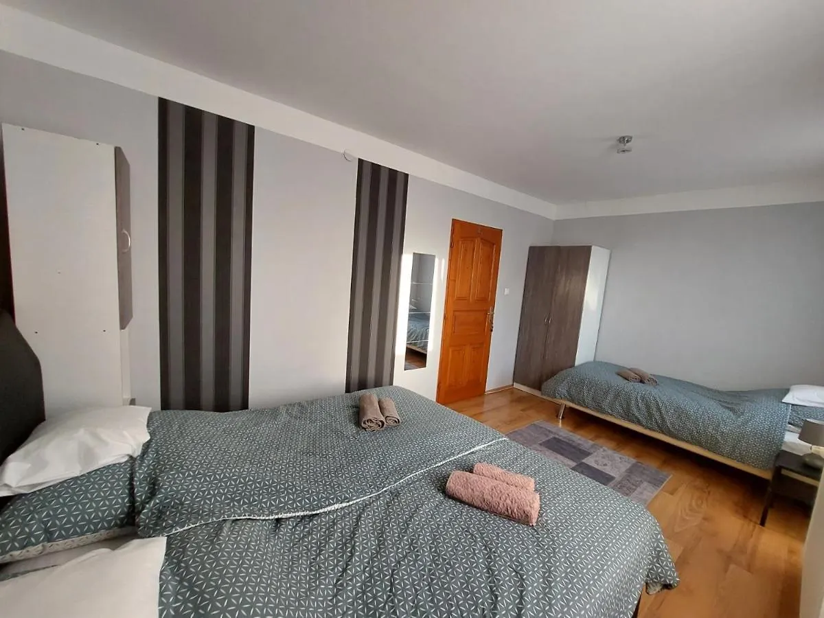 Appartement CsaládBarát Vendéglak Szegedi Magánszálláshely 9 fő részére, nagycsaládok és baráti társaságok részére